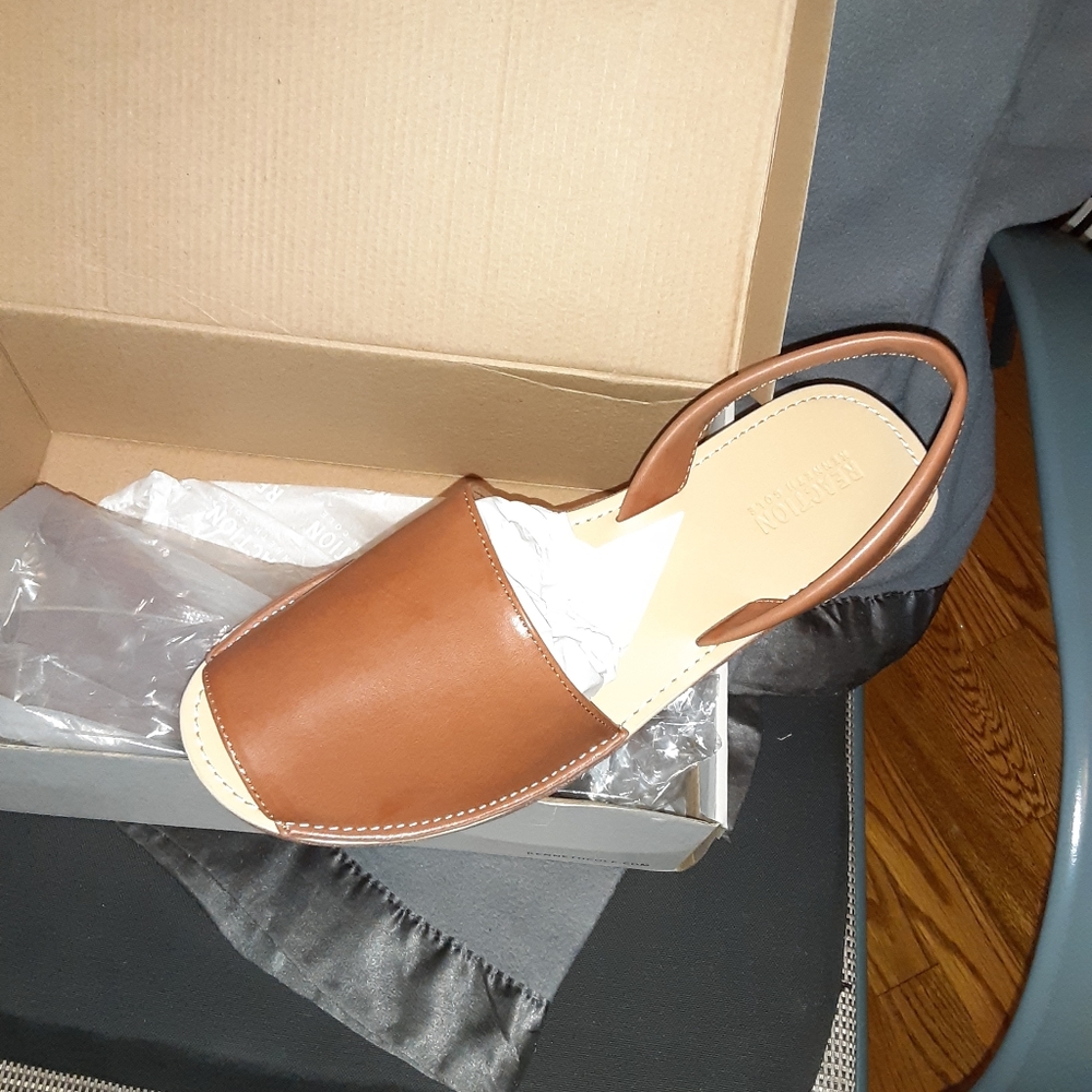 Super cute sandals!